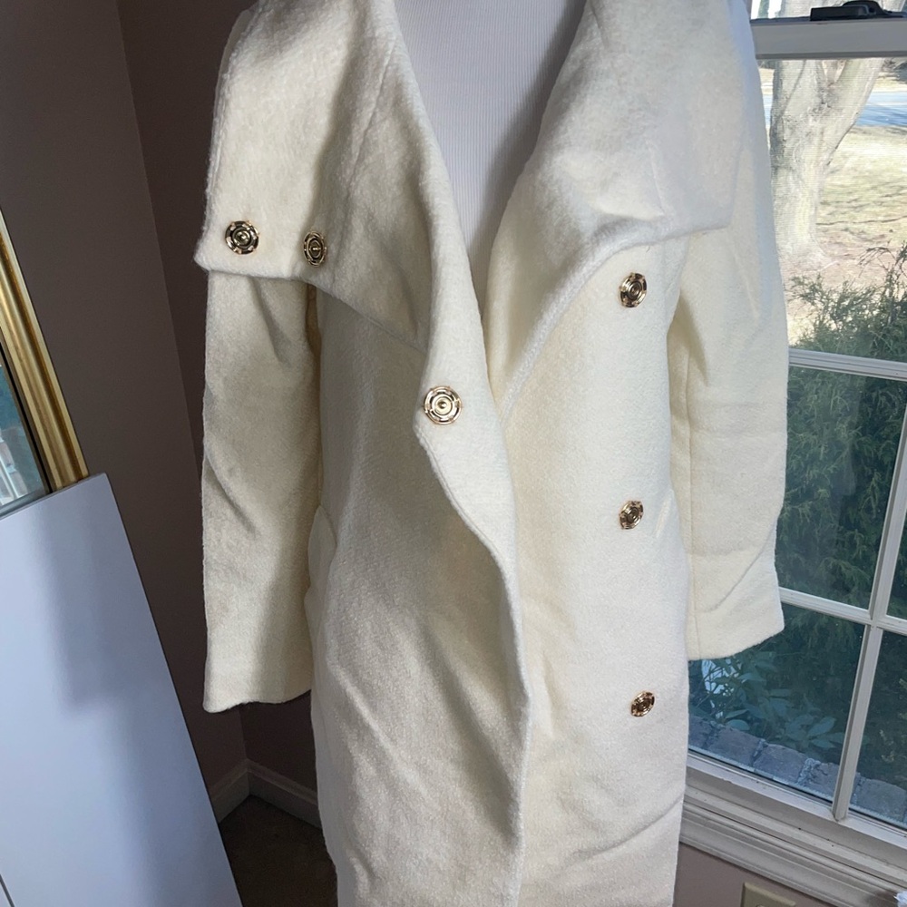 NWT Anne Taylor Elegant Cream Women's Coat - Picture 3 of 5